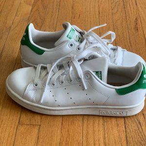 Stan Smith Sneakers -- In great condition!